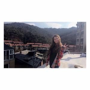 Meet your Posher, Vitaliya